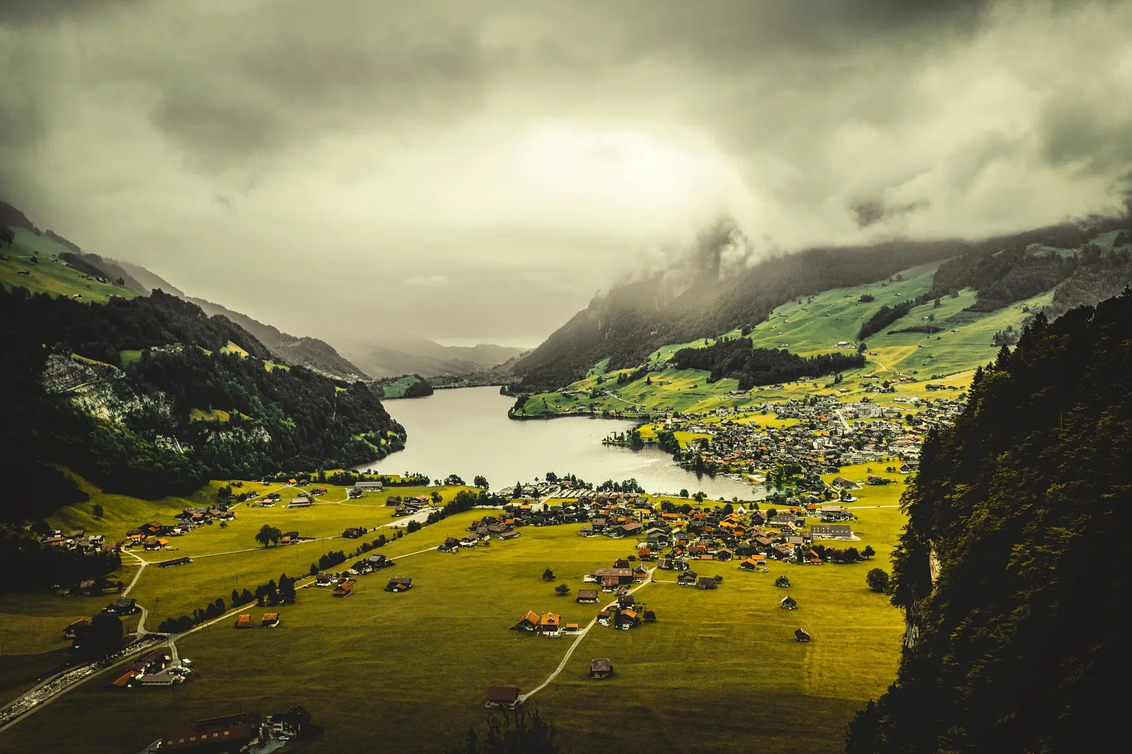 6. Schweiz