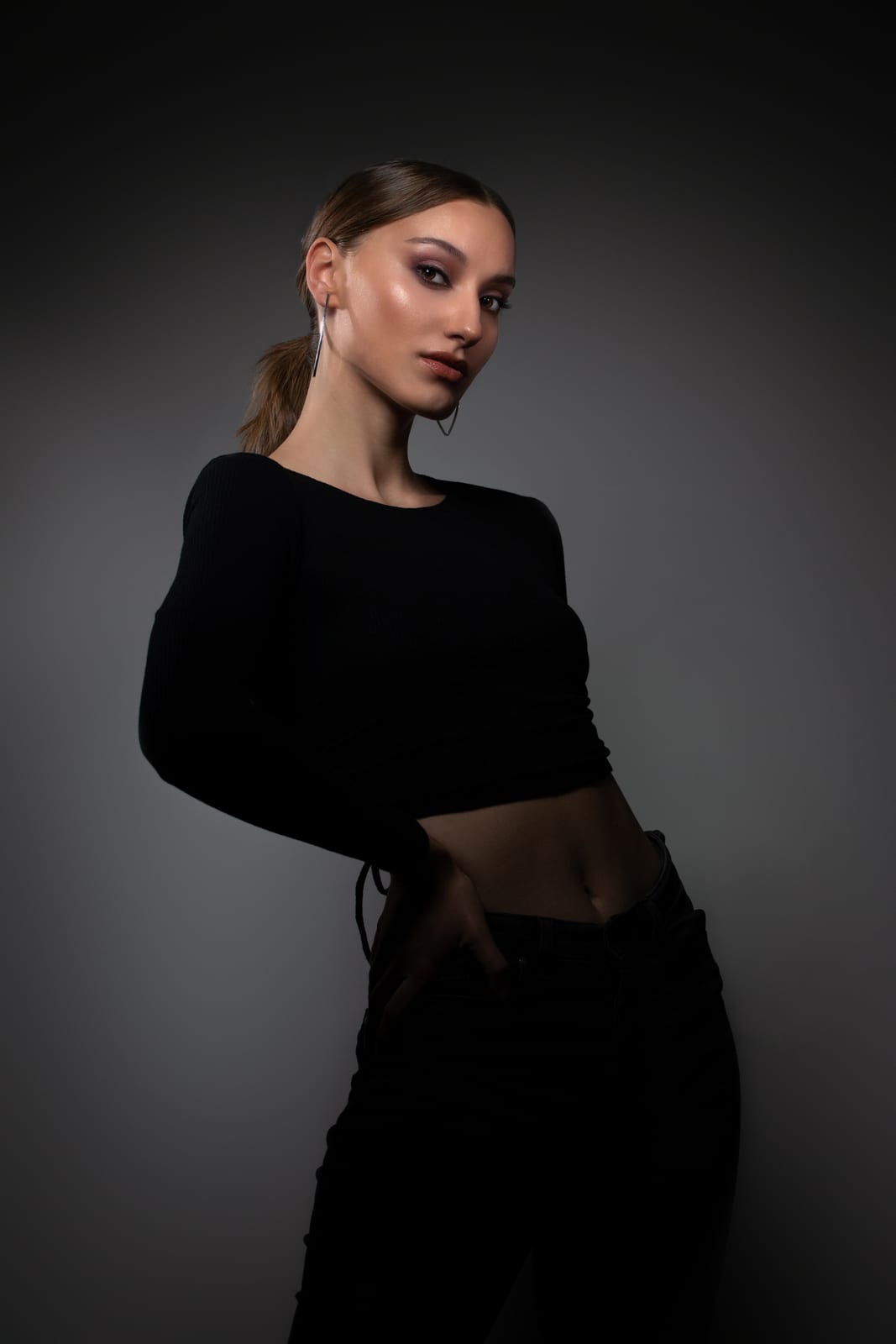Eilina – Studio Shooting — Porträtfotografie — Bild 7