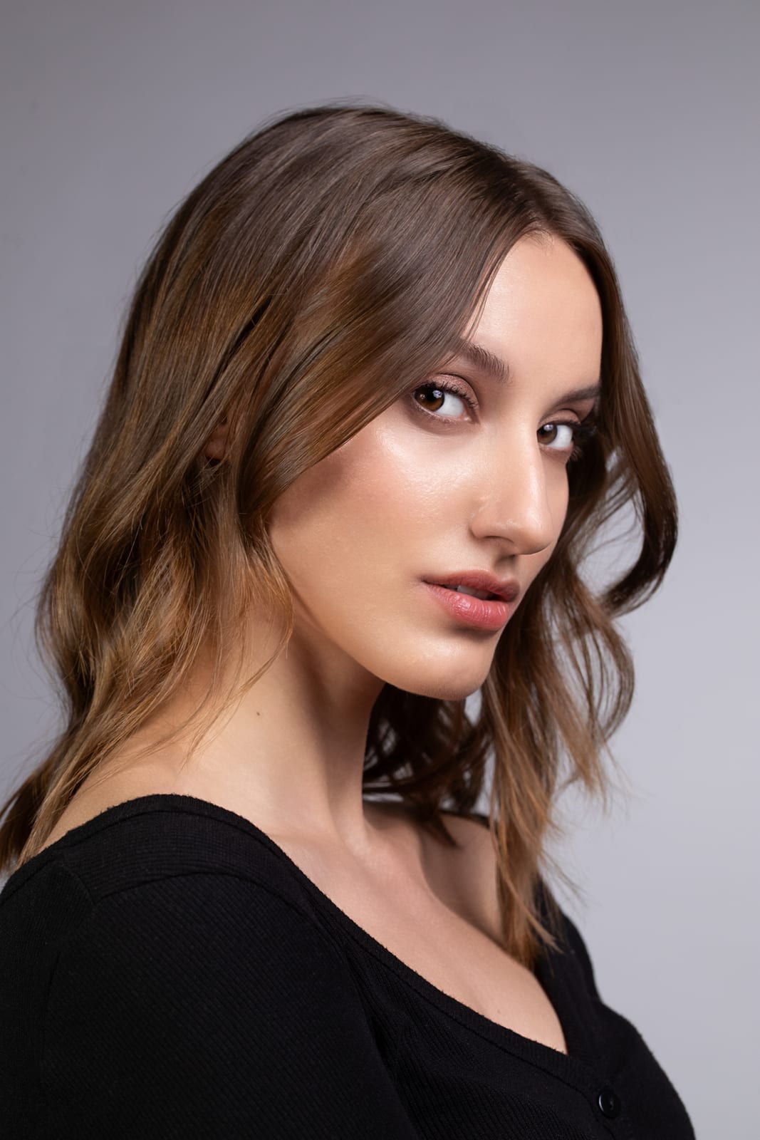 Eilina – Studio Shooting — Porträtfotografie — Bild 10