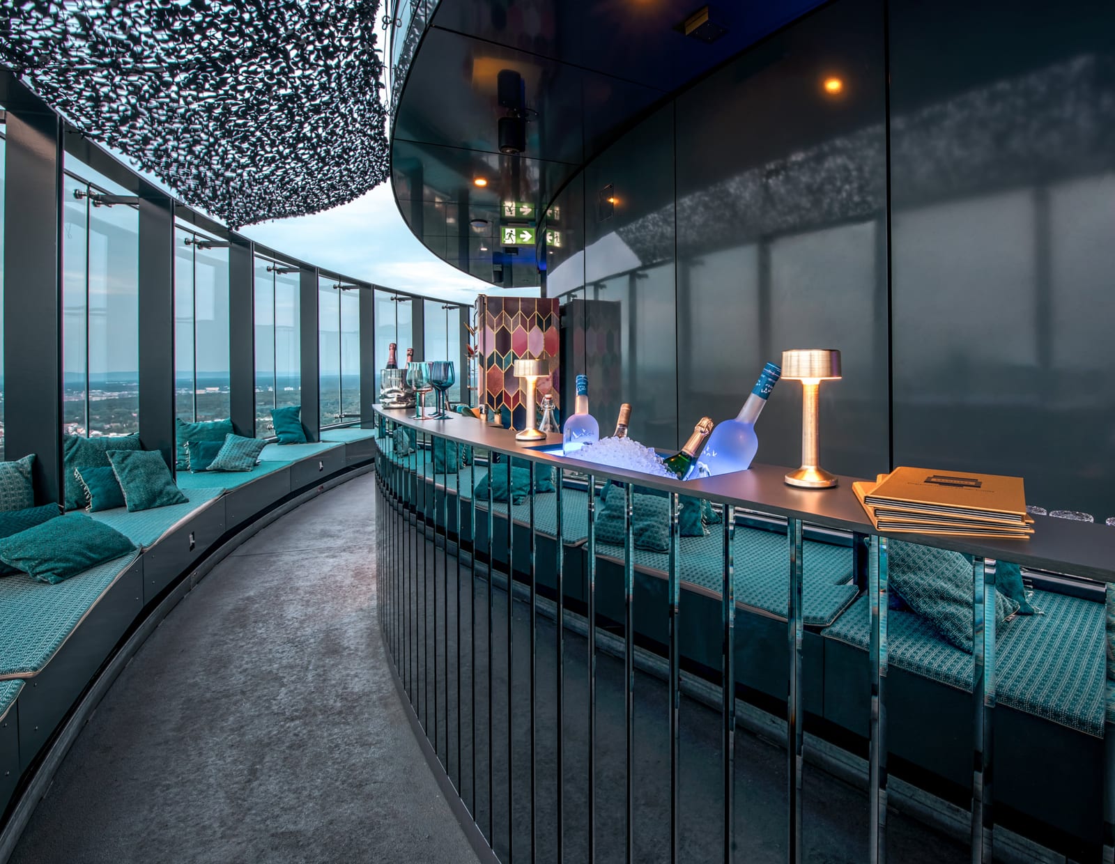 Franziska Rooftop Bar Restaurant Bilder