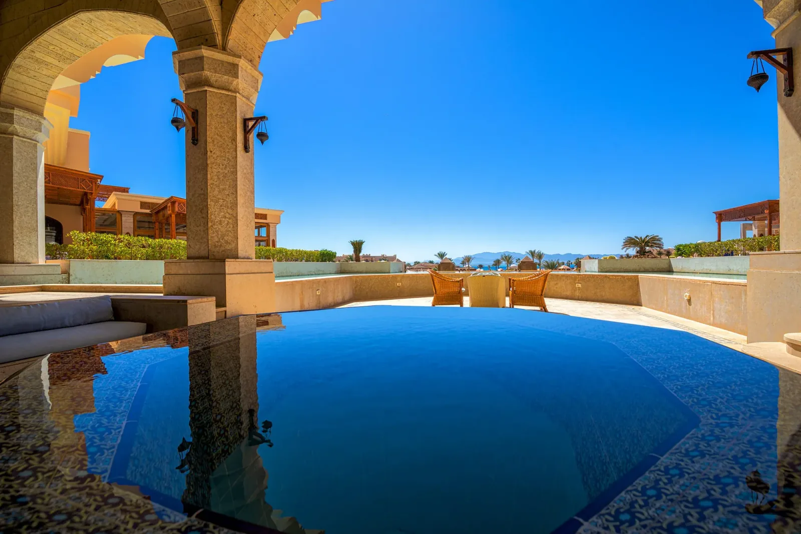 Luxury Resort Pool Architektur