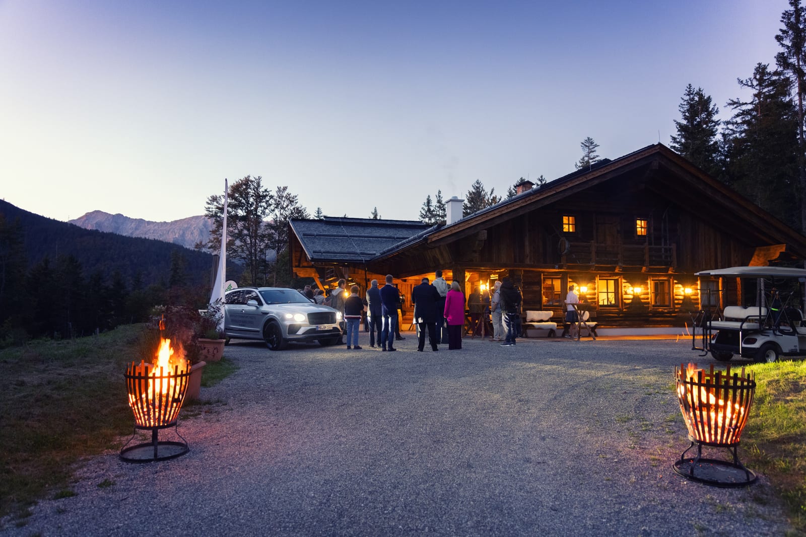 Bentley meets Interalpen-Hotel Tyrol — Eventfotografie — Bild 10