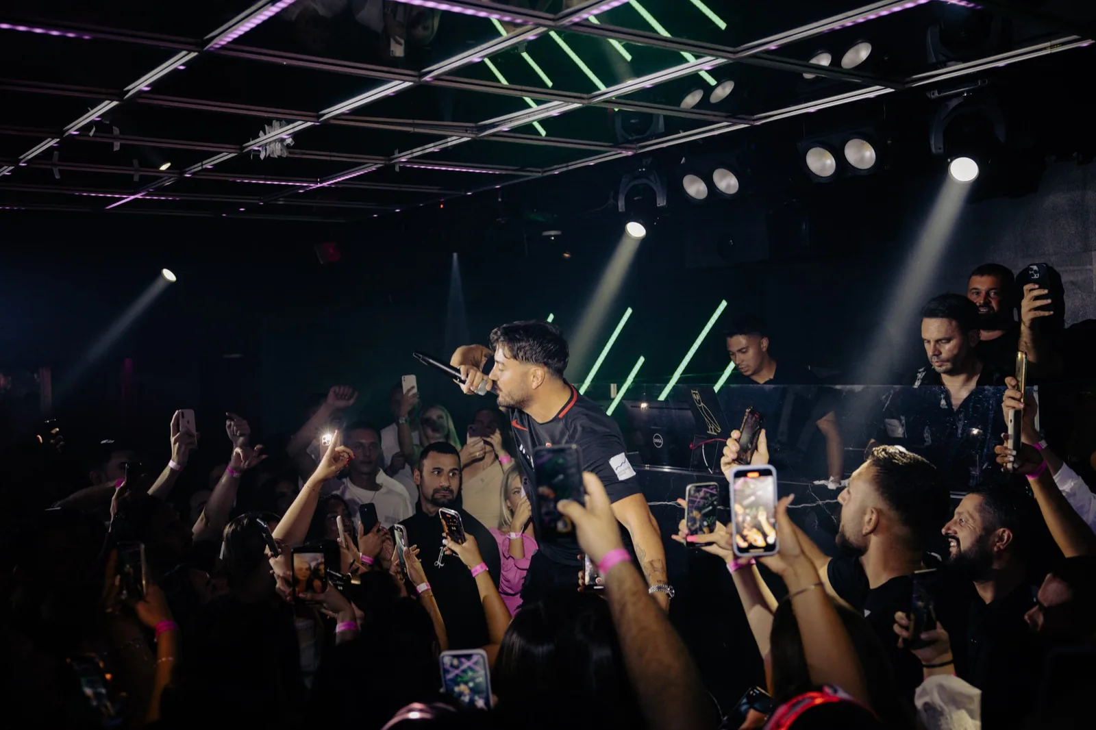 Ardian Bujupi – Clubshow — Konzertfotografie — Bild 7