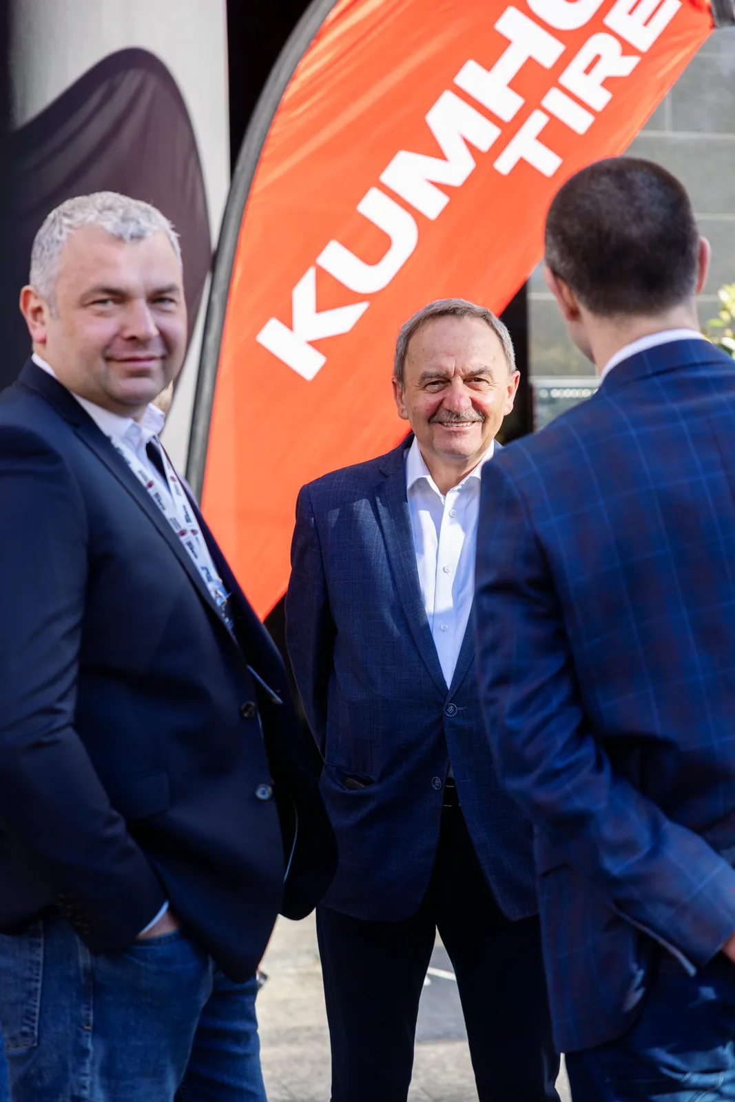 KUMHO Driving Event – Milan, Italy — Bild 3