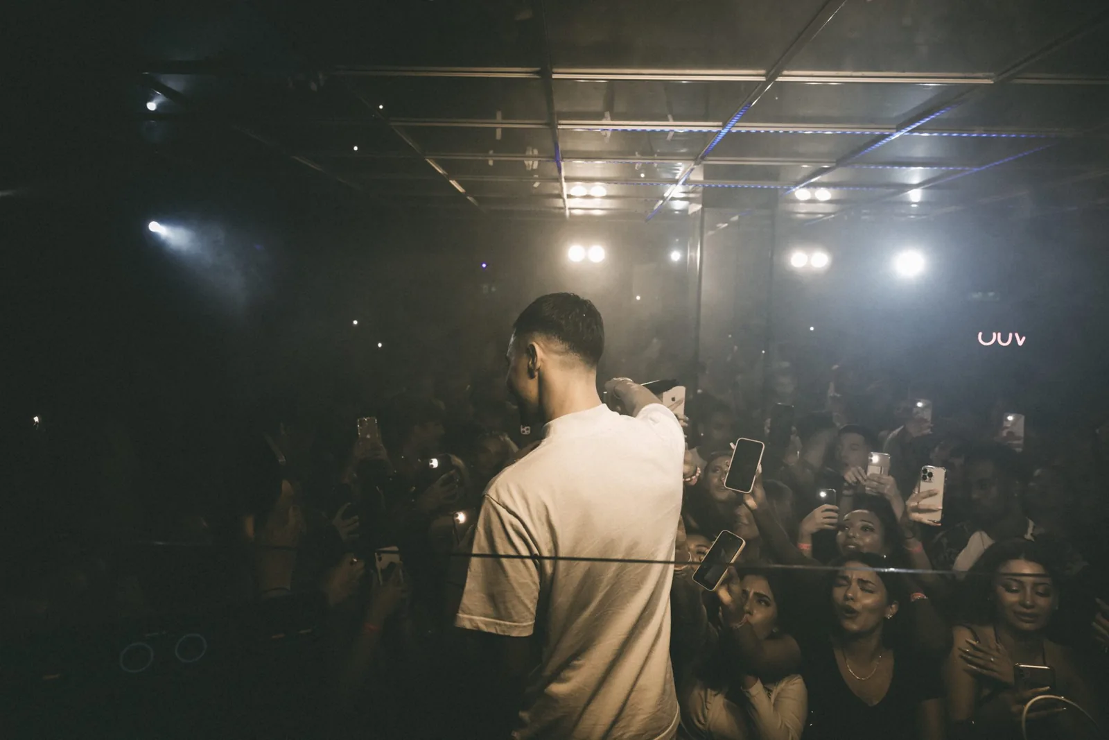 Milano – Clubshow — Konzertfotografie — Bild 11