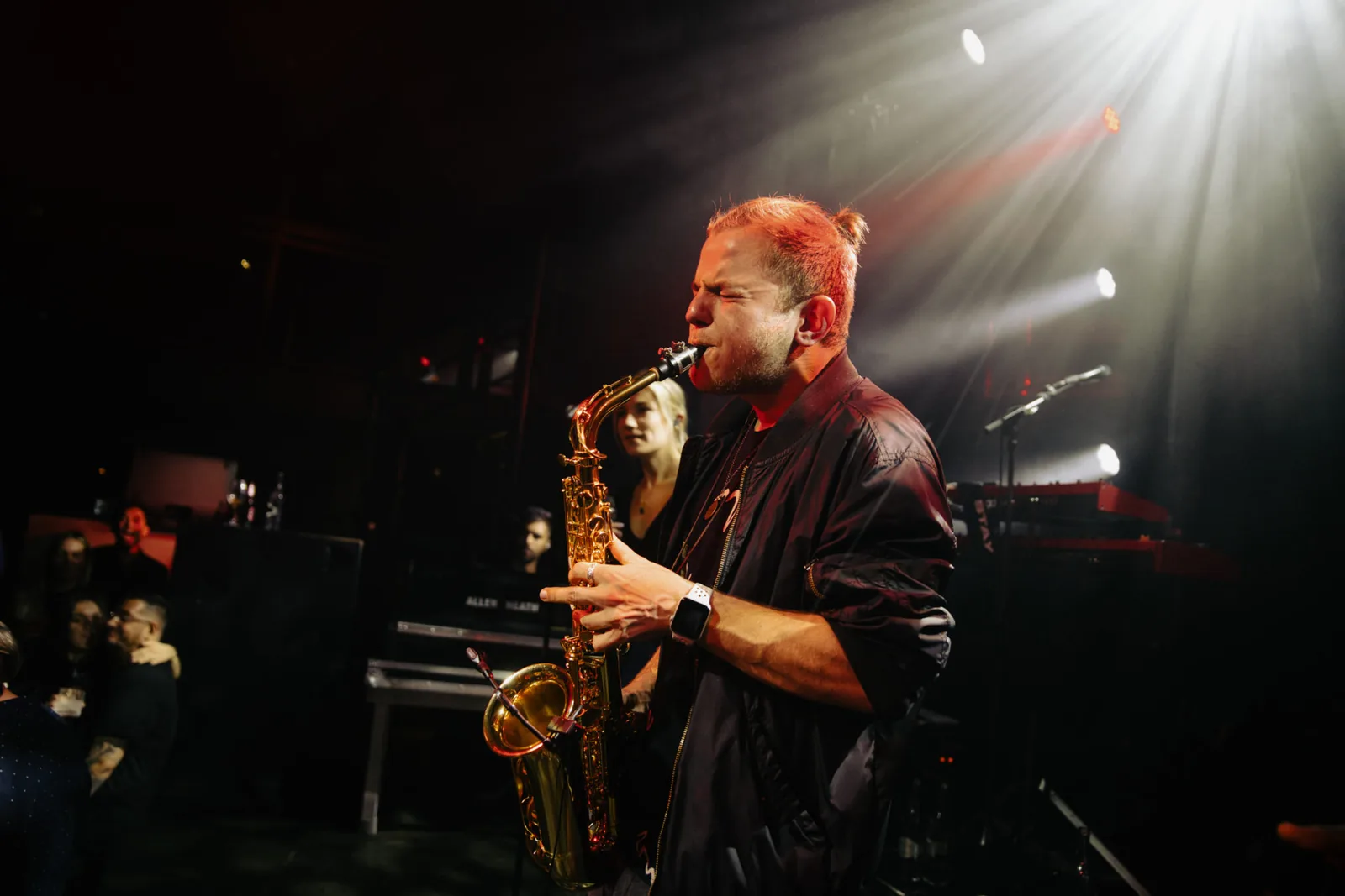 Urban Clubband (Gibson) — Konzertfotografie — Bild 24