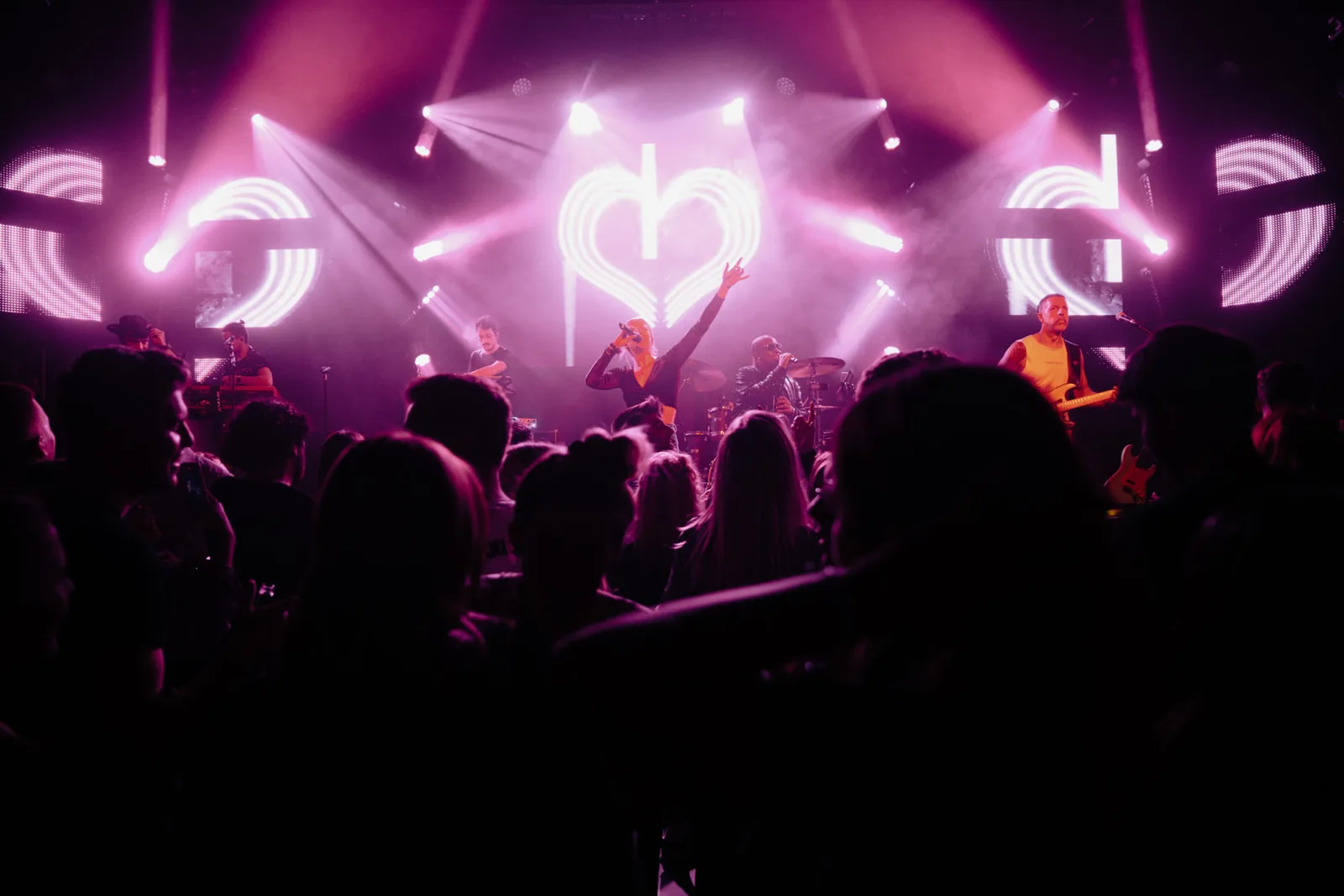Urban Clubband (Gibson) — Konzertfotografie