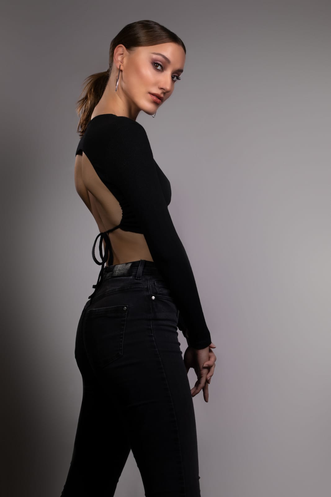 Eilina – Studio Shooting — Porträtfotografie