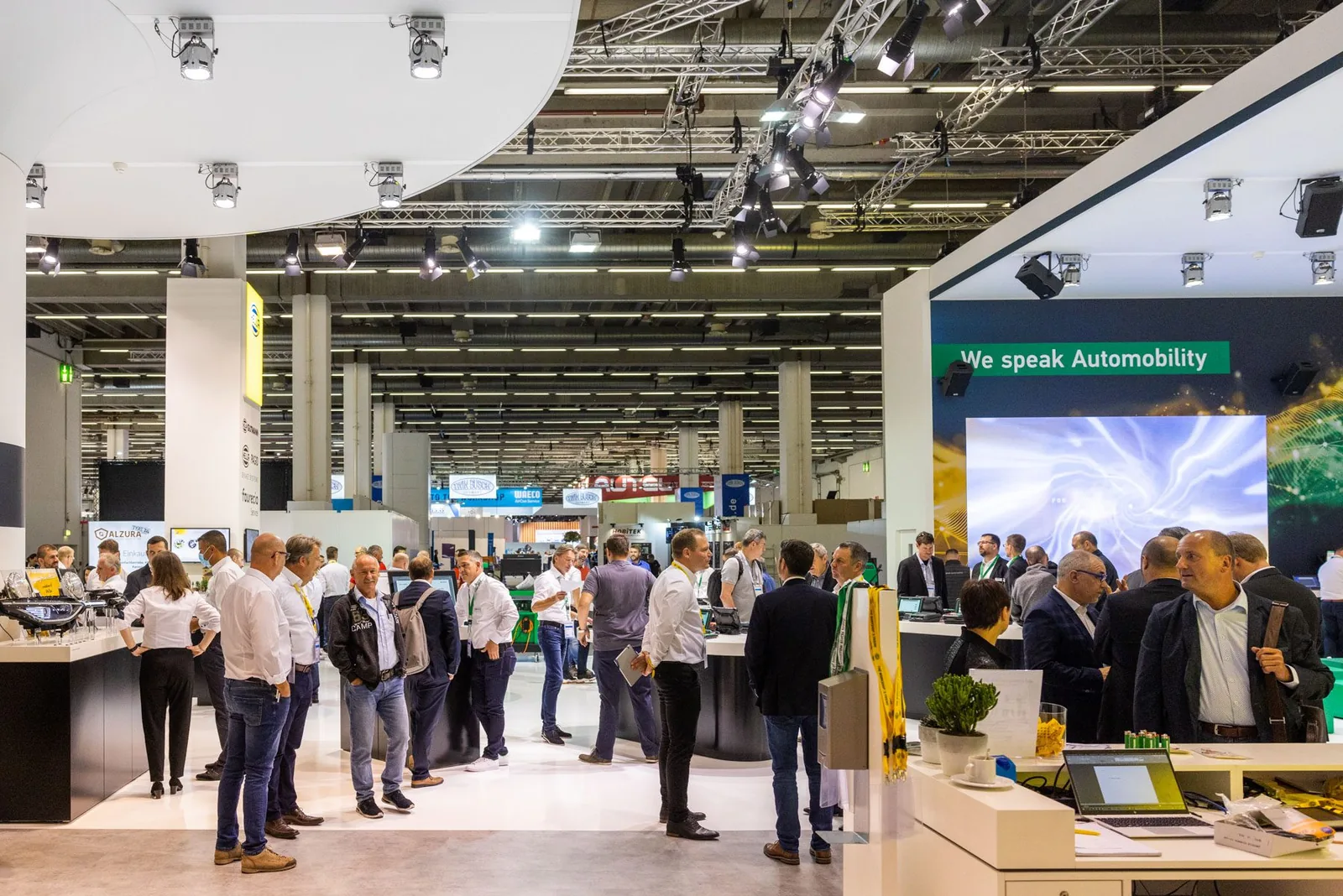 Hella – Automechanika Frankfurt 2022 — Fotoproduktion — Bild 4