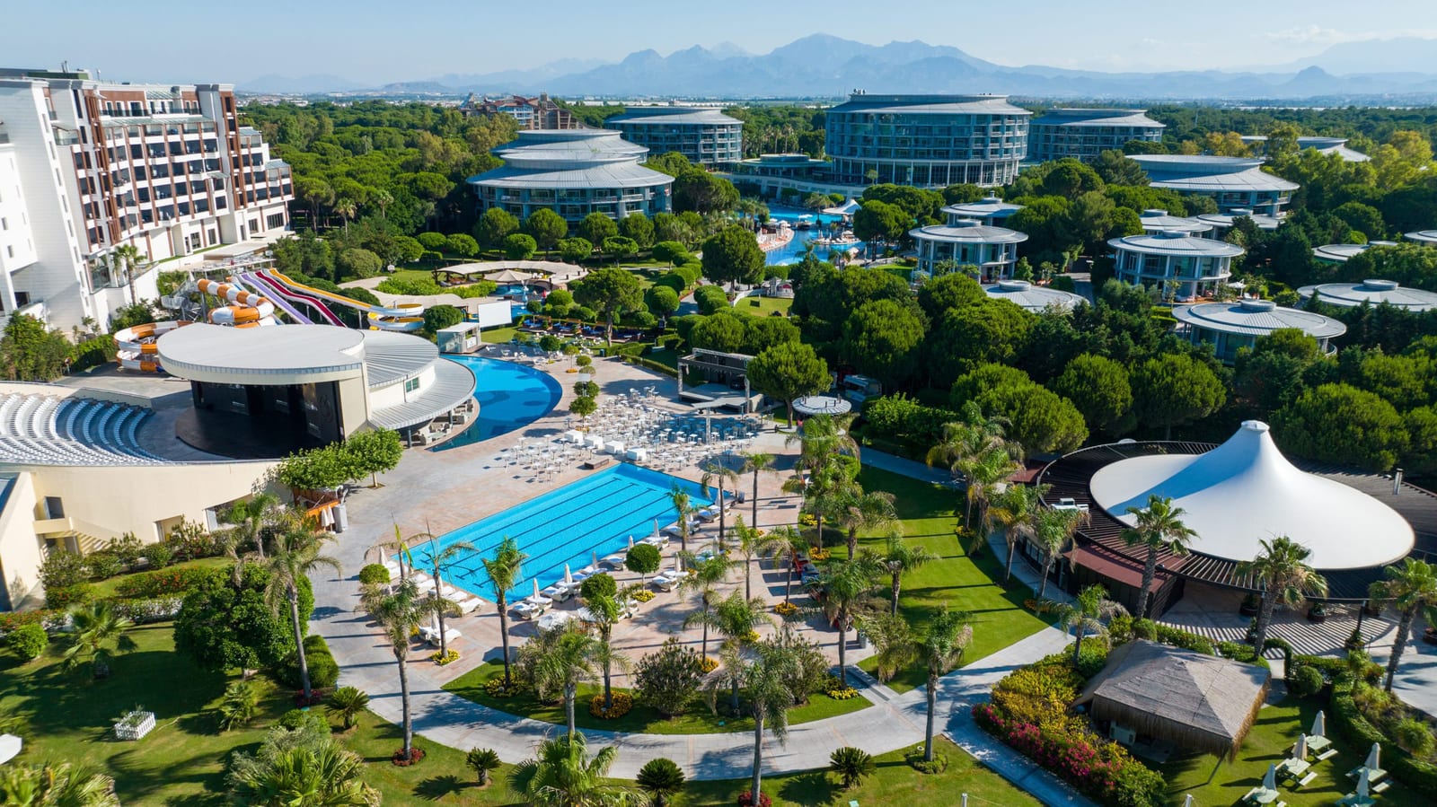 Calista Luxury Resort (Drone) — Hotelfotografie — Bild 2