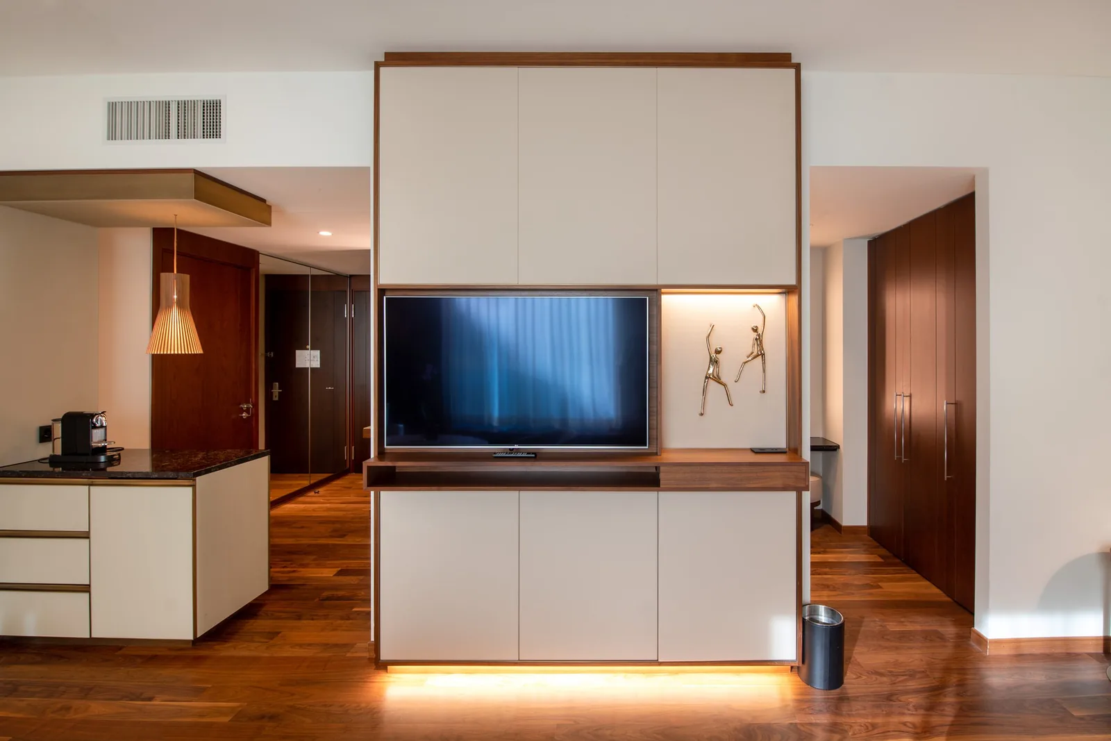 Park Hyatt - Zurich — interior photograph