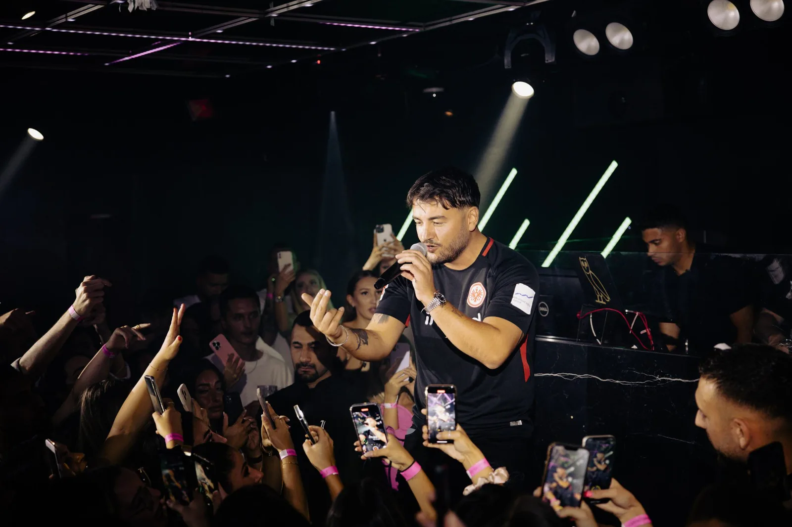 Ardian Bujupi – Clubshow — Konzertfotografie — Bild 6
