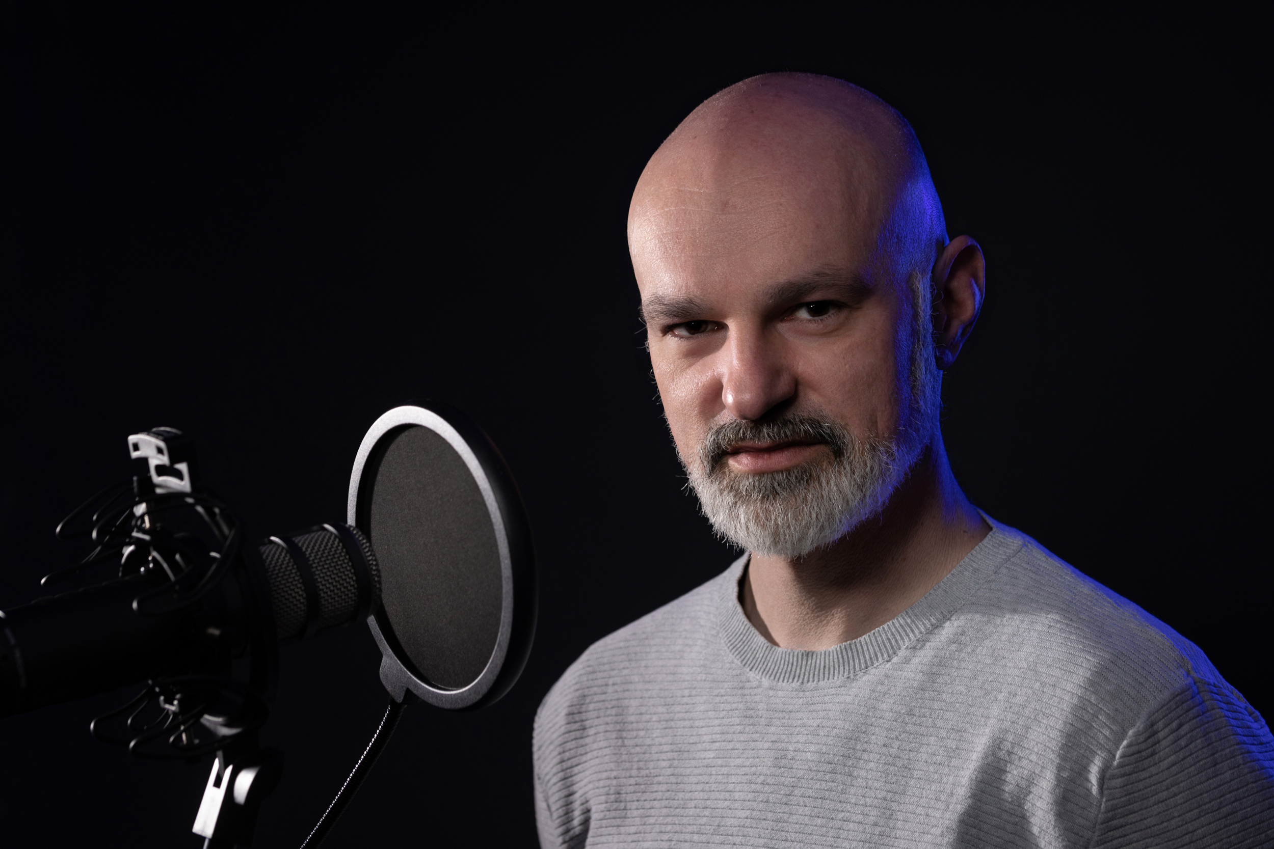 DAVID BRAVO 1 Sprecher