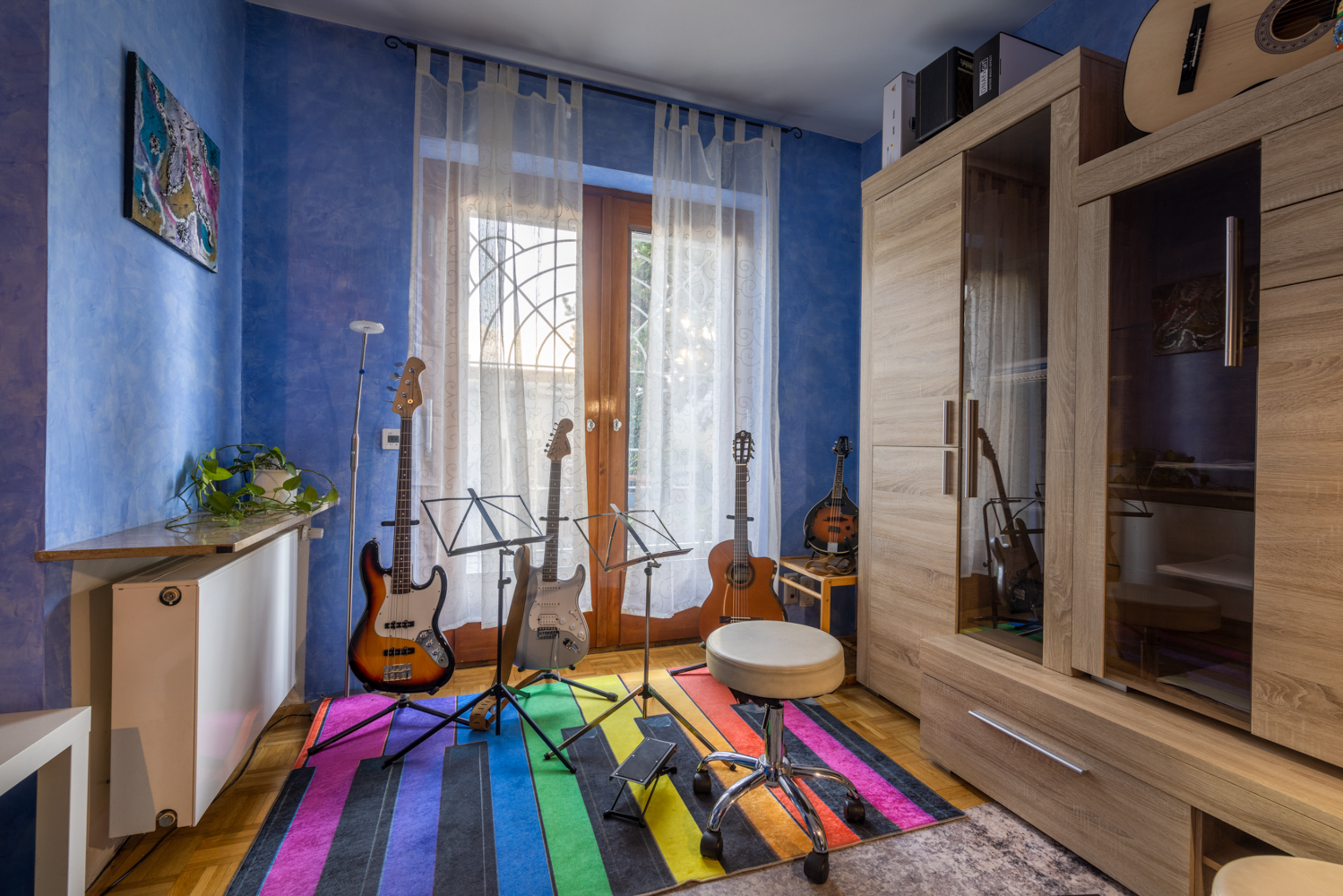 Nadias Musikschule 1 Nadias Musikschule