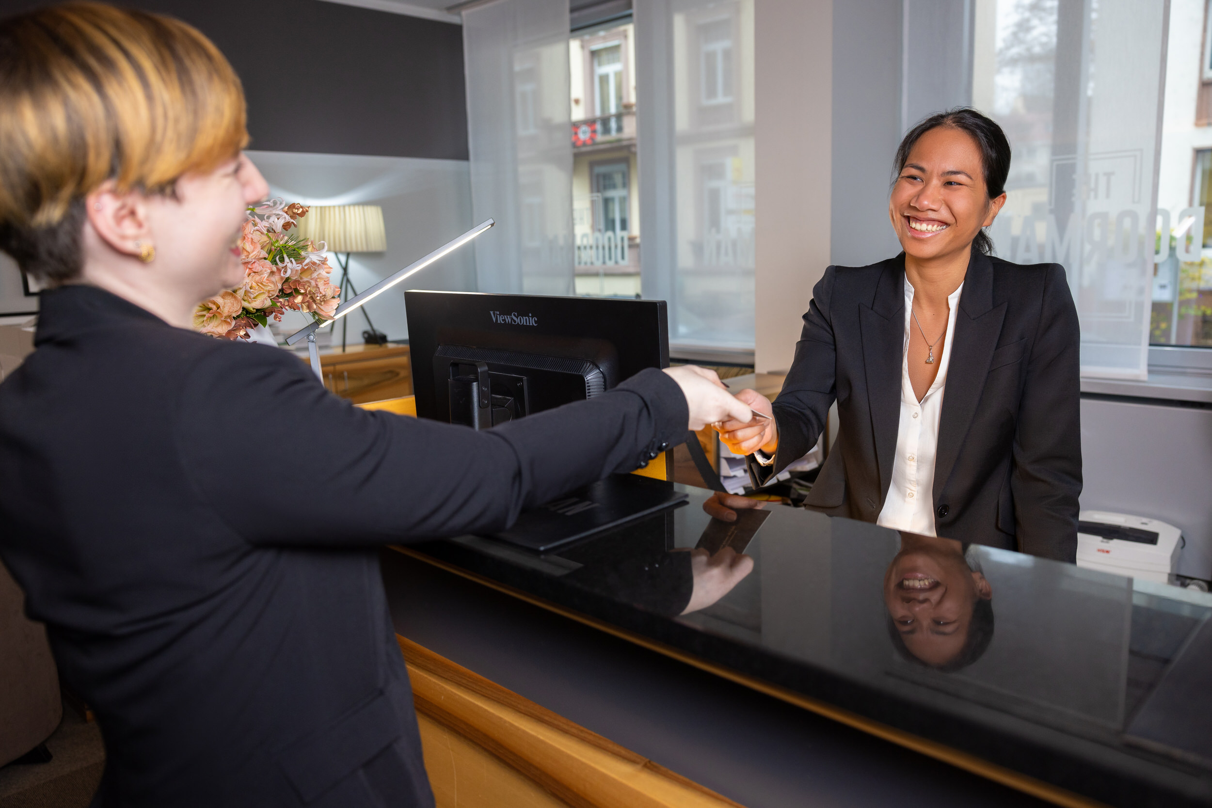 Auswahl 1305 The Doorman