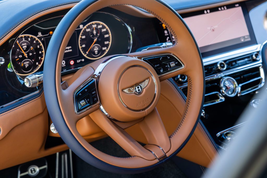 _48A9701 svg+xml;charset=utf Bentley Frankfurt - Fraport VIP Service (Trailer)