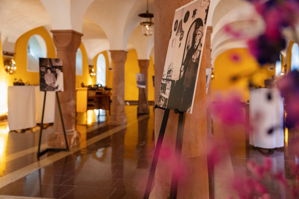 VOGL_100years_24 svg+xml;charset=utf 100 YEARS OF VOGL (Trailer)