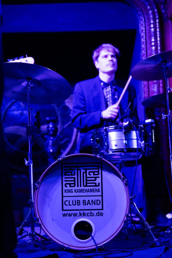 268A7859 svg+xml;charset=utf King Kamehameha Club Band - Le Grand Mello (France)