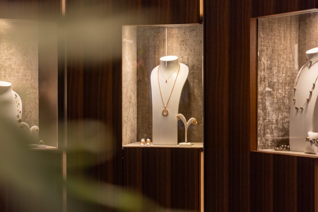 VOGL_13 svg+xml;charset=utf VOGL Store Opening